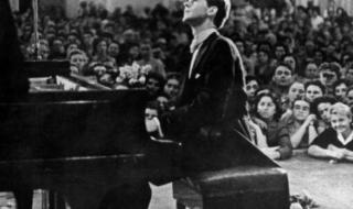 世界上著名的钢琴家 世界上著名的钢琴家