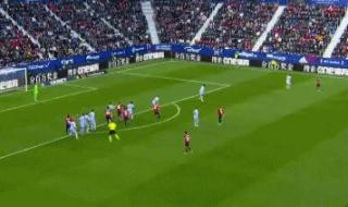 巴萨惊险逆转奥萨苏纳